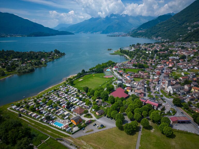 Campeggio La Torre sul lago di como a un passo da tutti i servizi